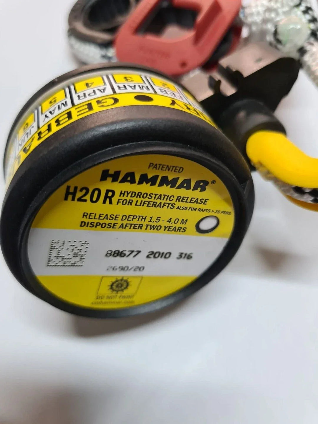 Hammar H20 HR-0100 Hydrostatic Release Unit – Yellow (SOLAS Approved)