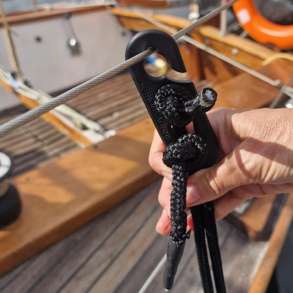 Fender Mate™ Slider – Removable Fender Height Adjuster for Sailboats (Black)