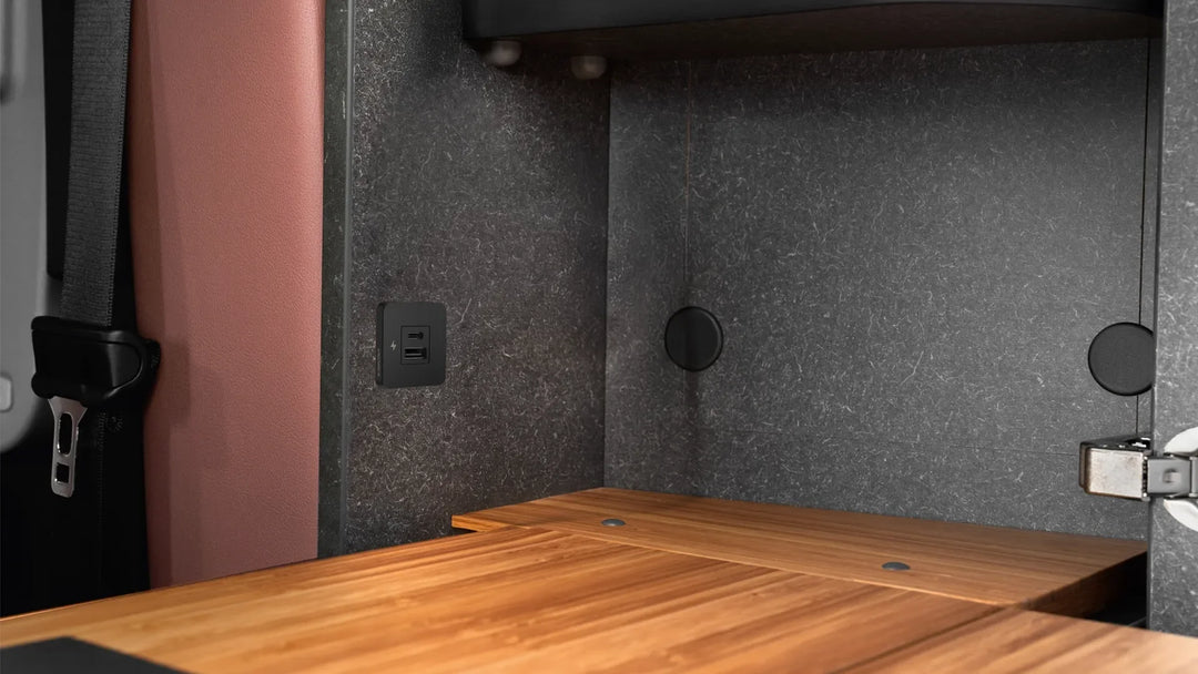 TILE Series USB-A & C