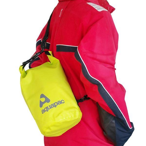 Aquapac 731 TrailProof Drybag - 7L Green with shoulder strap - 4Boats