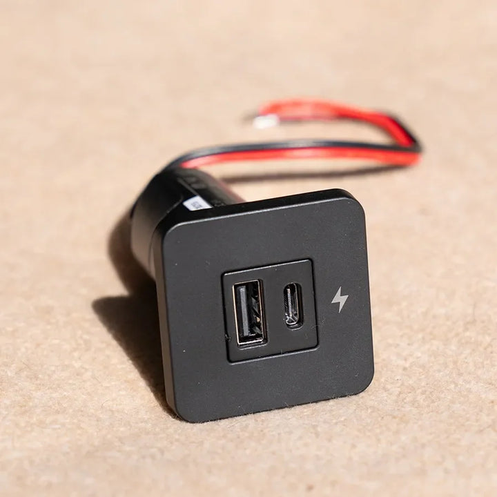 TILE Series USB-A & C